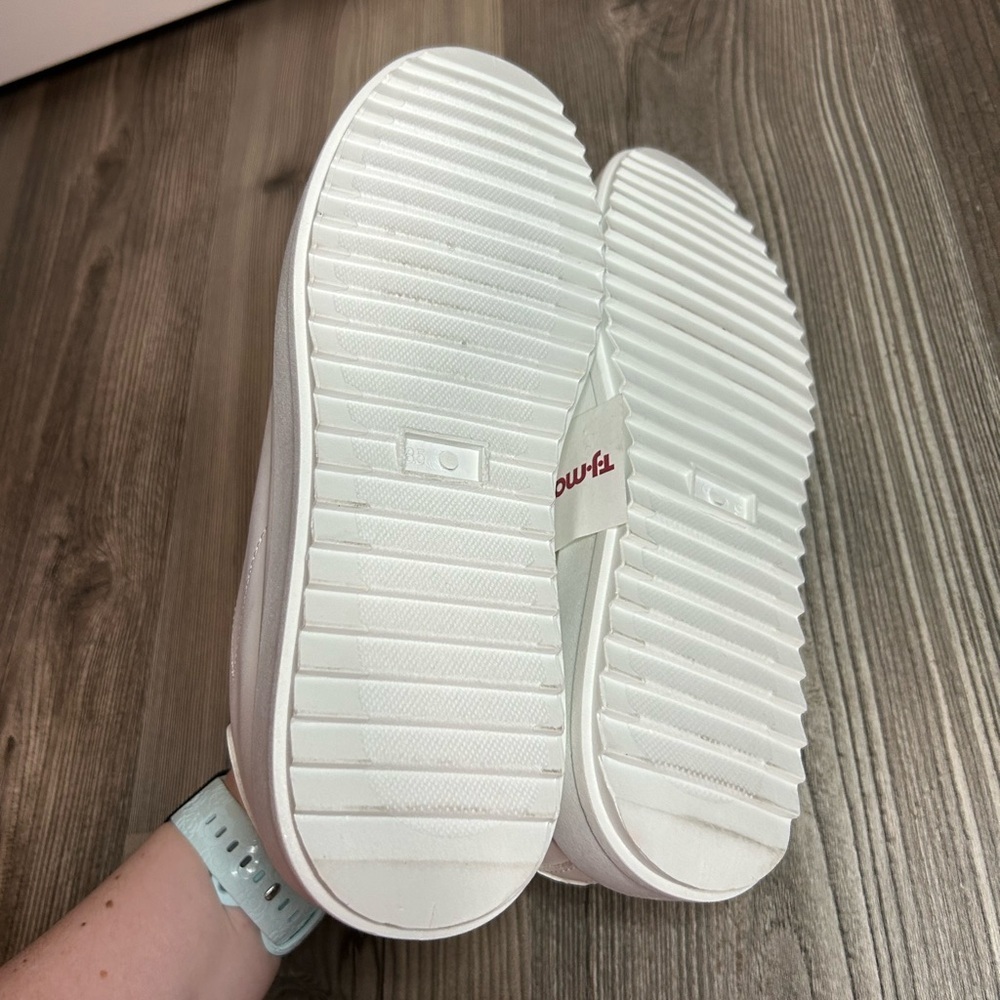 Madden Girl Josiiee Platform Sneaker NWT - Picture 3 of 4